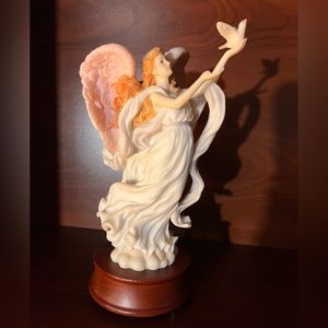 Angel figurine by SF music box company